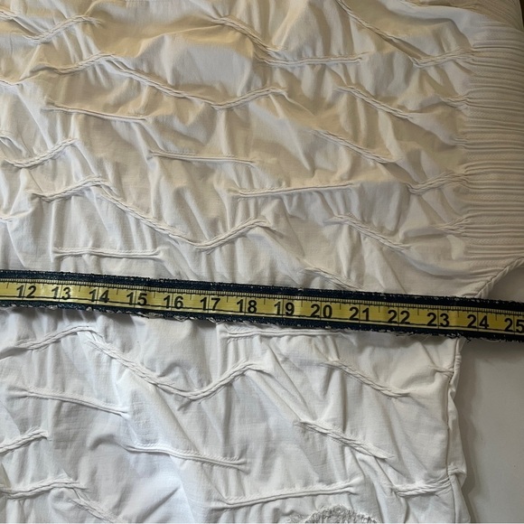 27 Aug A.M. Textured White Oversized Tunic Top – Size X-Large. ONE OF A KIND - Picture 12 of 13